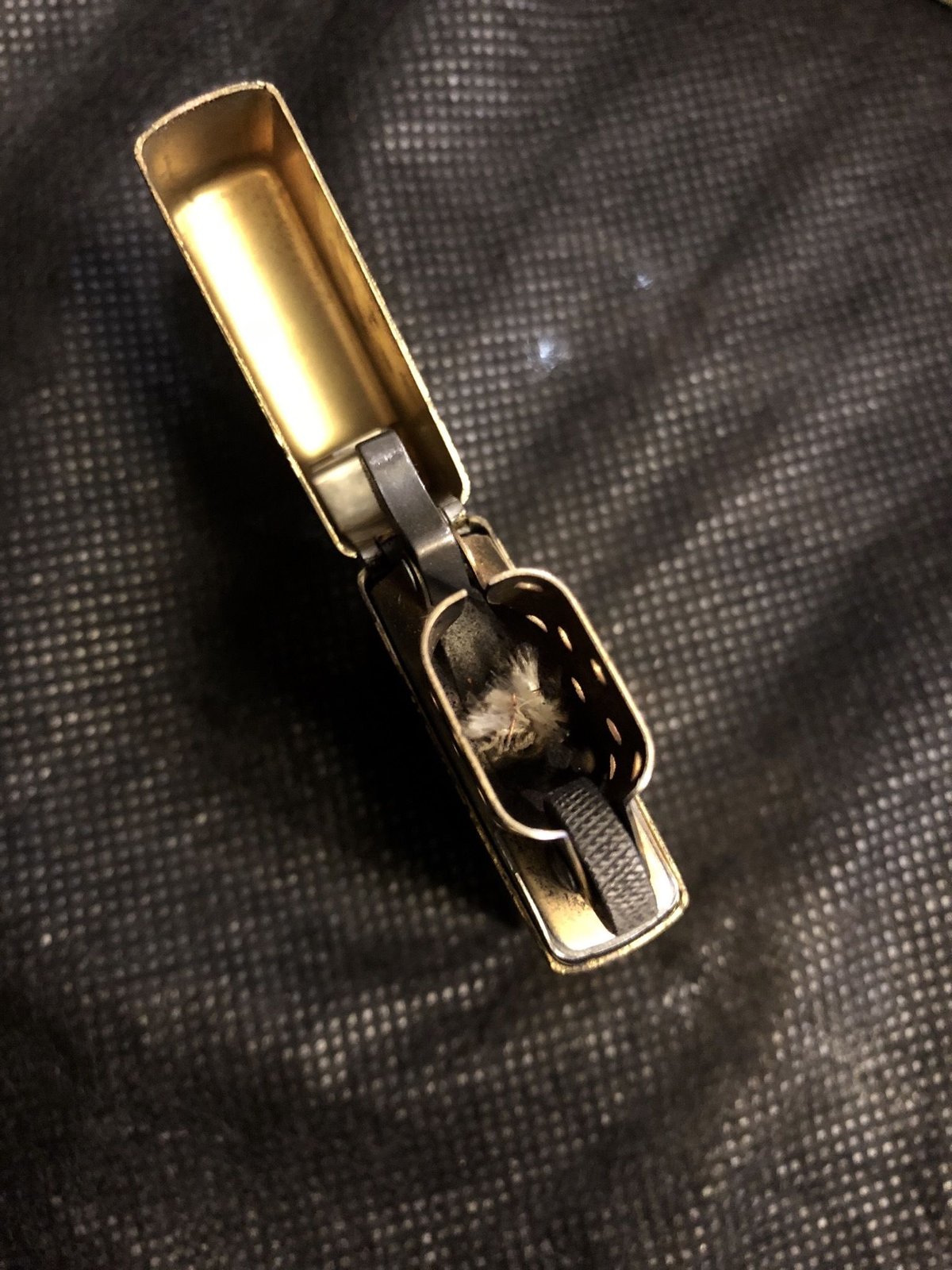 オールドリミテッドモデルZIPPO〉純金箔張り墨絵龍オールド オールドリミテッドモデルZIPPO〉純金箔張り墨絵龍オールド