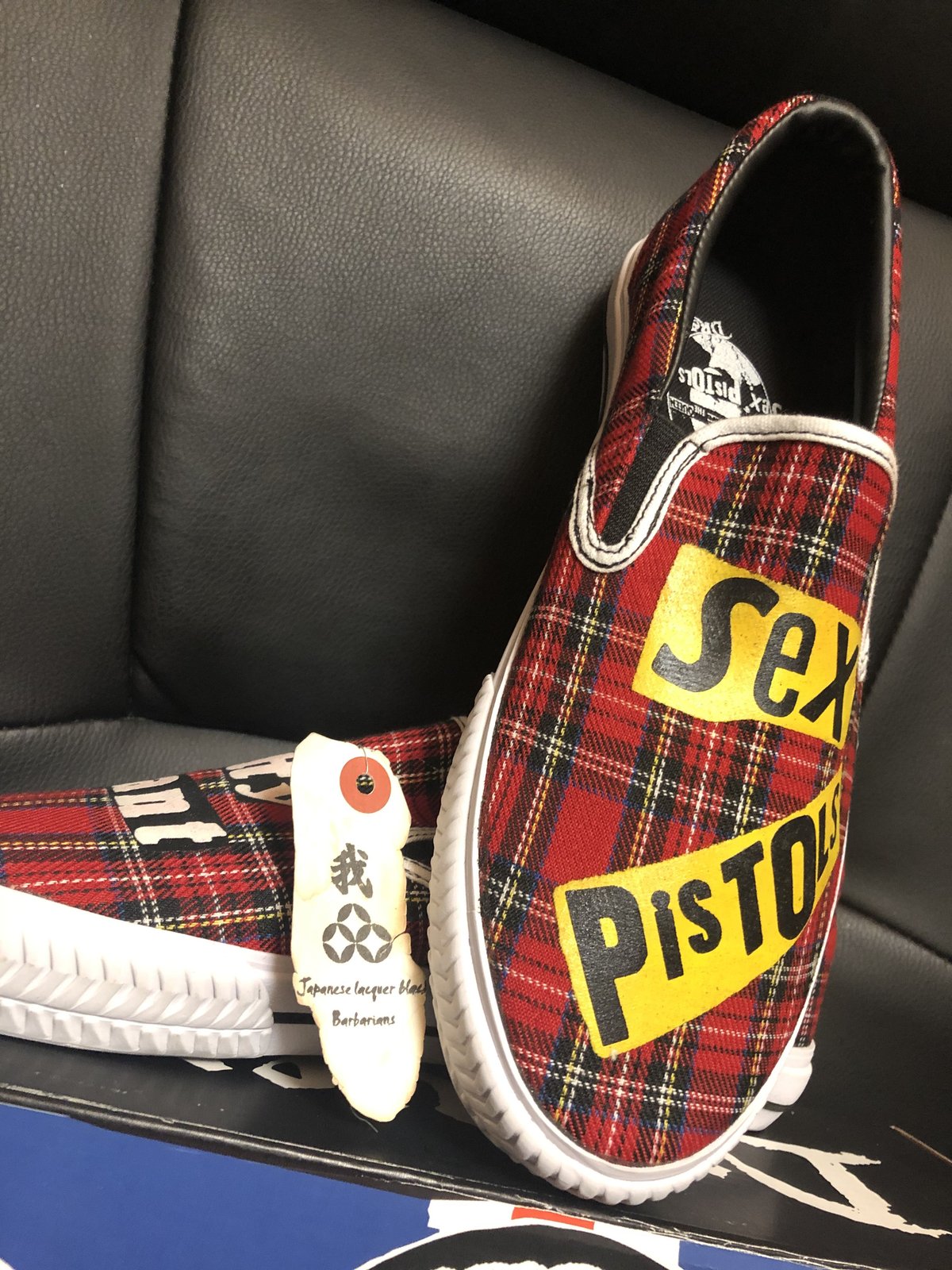 タータンチェックスリッポン VANS（バンズ）『SLIP-ONスリッポン タータンチェック赤