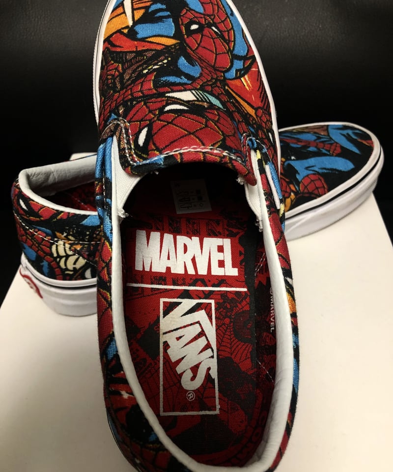 メインカラーレッドMarvel VANSスニーカースパイダーマン