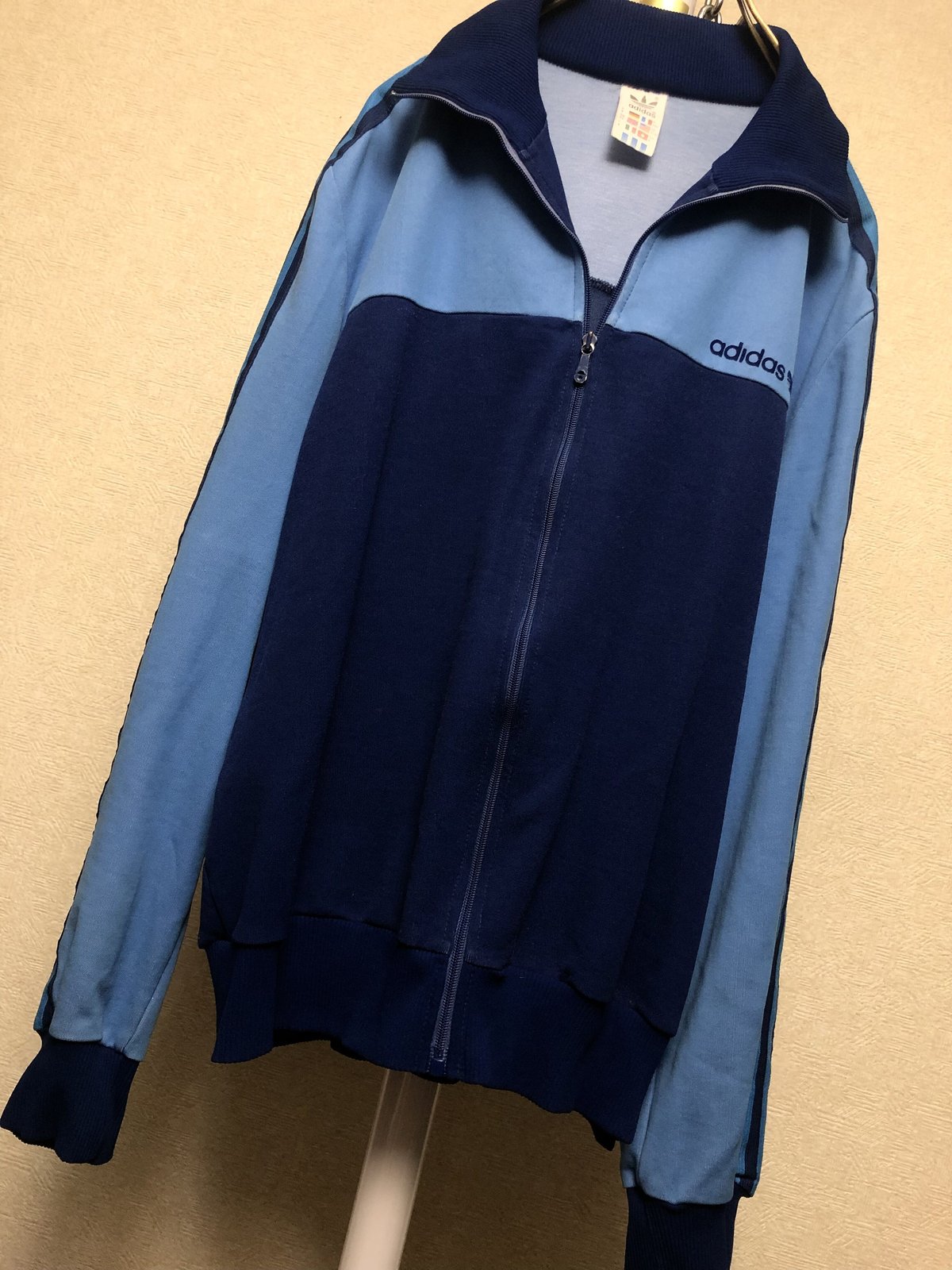 希少70,s旧ユーゴスラビア製adidas〉70年代旧ユーゴスラビア製 希少70,s旧ユーゴスラビア製adidas〉70年代旧ユーゴスラビア製