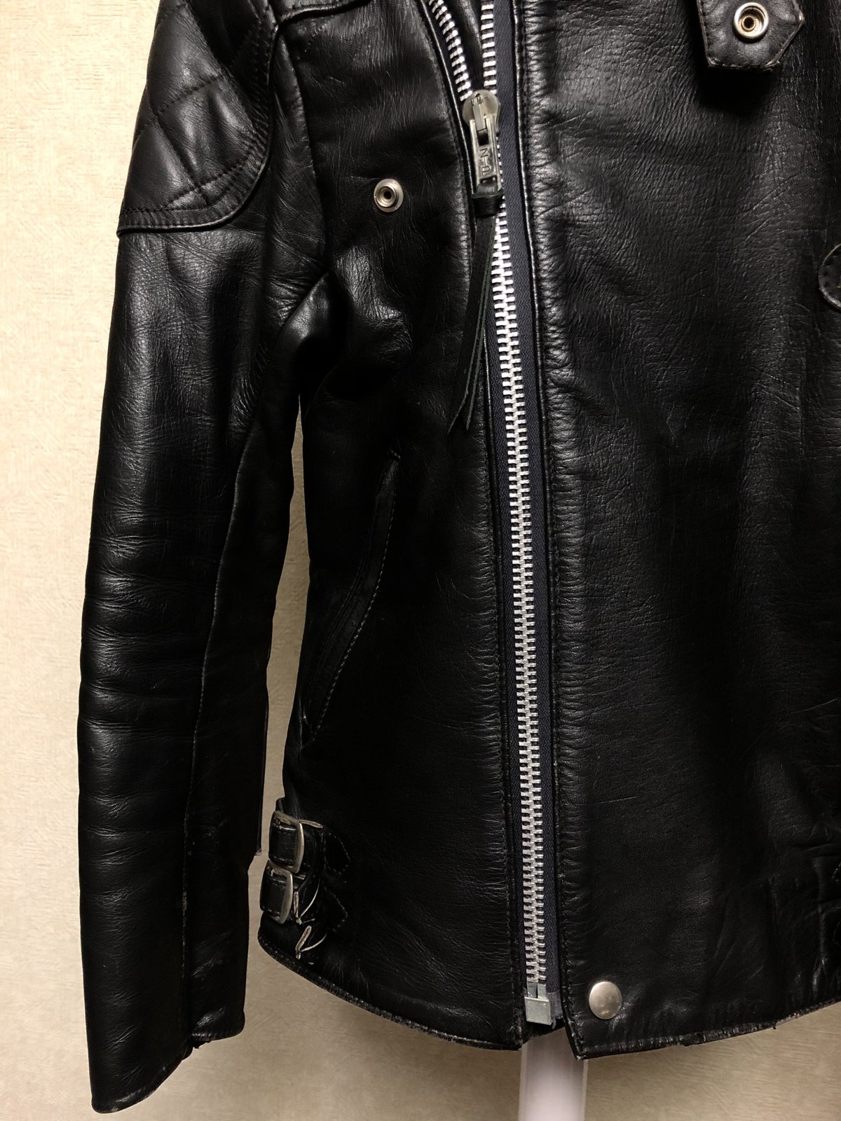 超目玉エイティーズルイスレザー》80年代初期 Lewis Leathers 超目玉エイティーズルイスレザー》80年代初期 Lewis Leathers