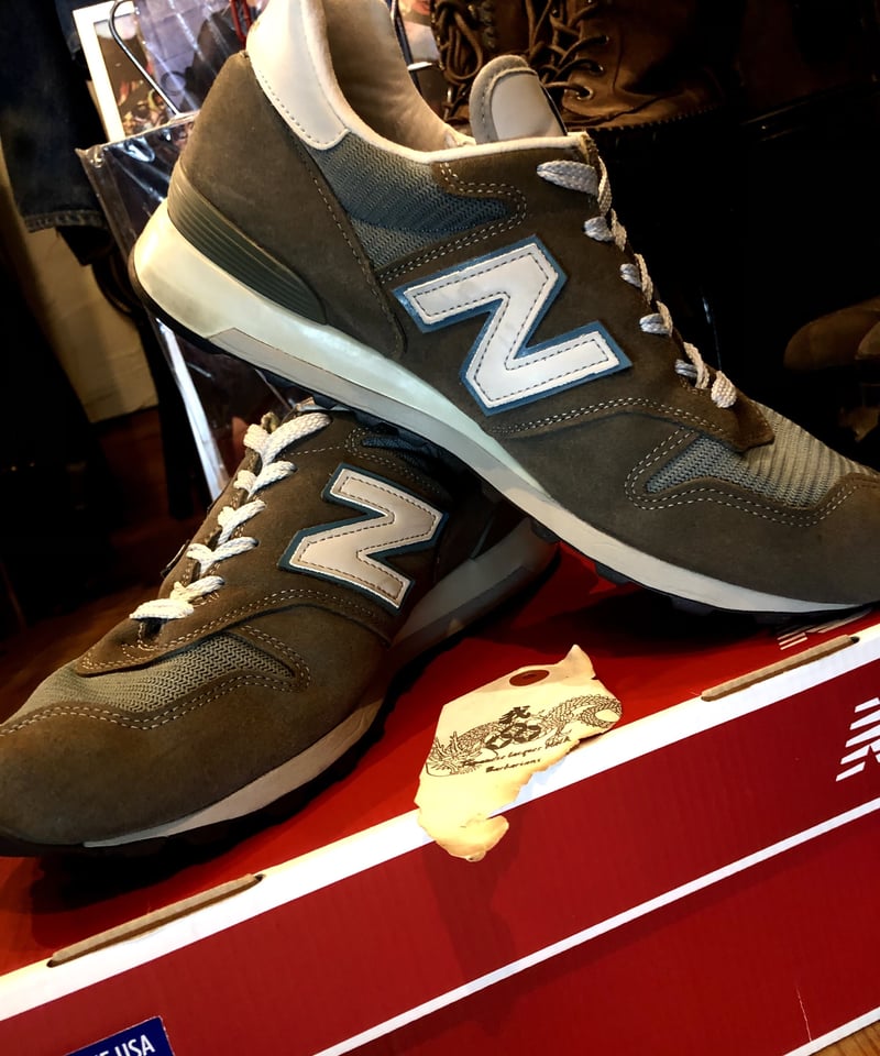 美品 new balance ニューバランス 1300CLS ニューバランス「M1300CLS」はM1300JPを彷彿とさせるスティール