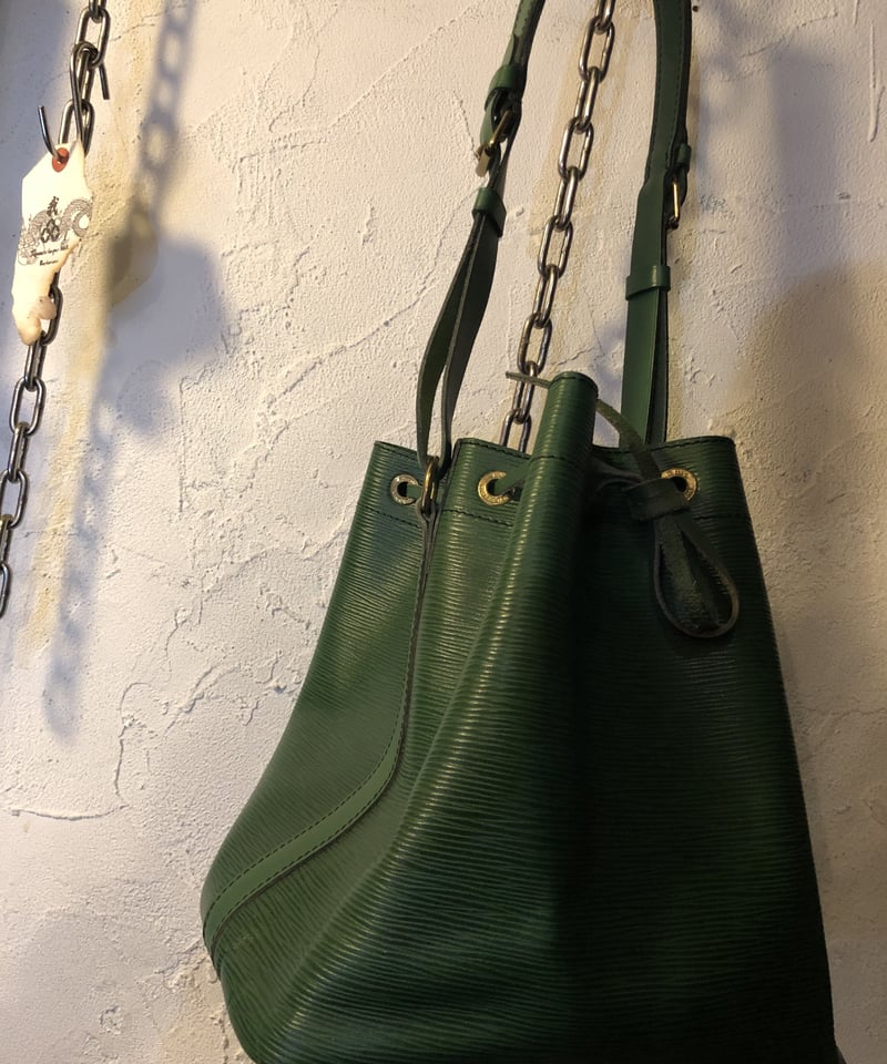 アーカイブス80年代ルイヴィトン極上美品〉LOUIS VUITTON86年製エピ