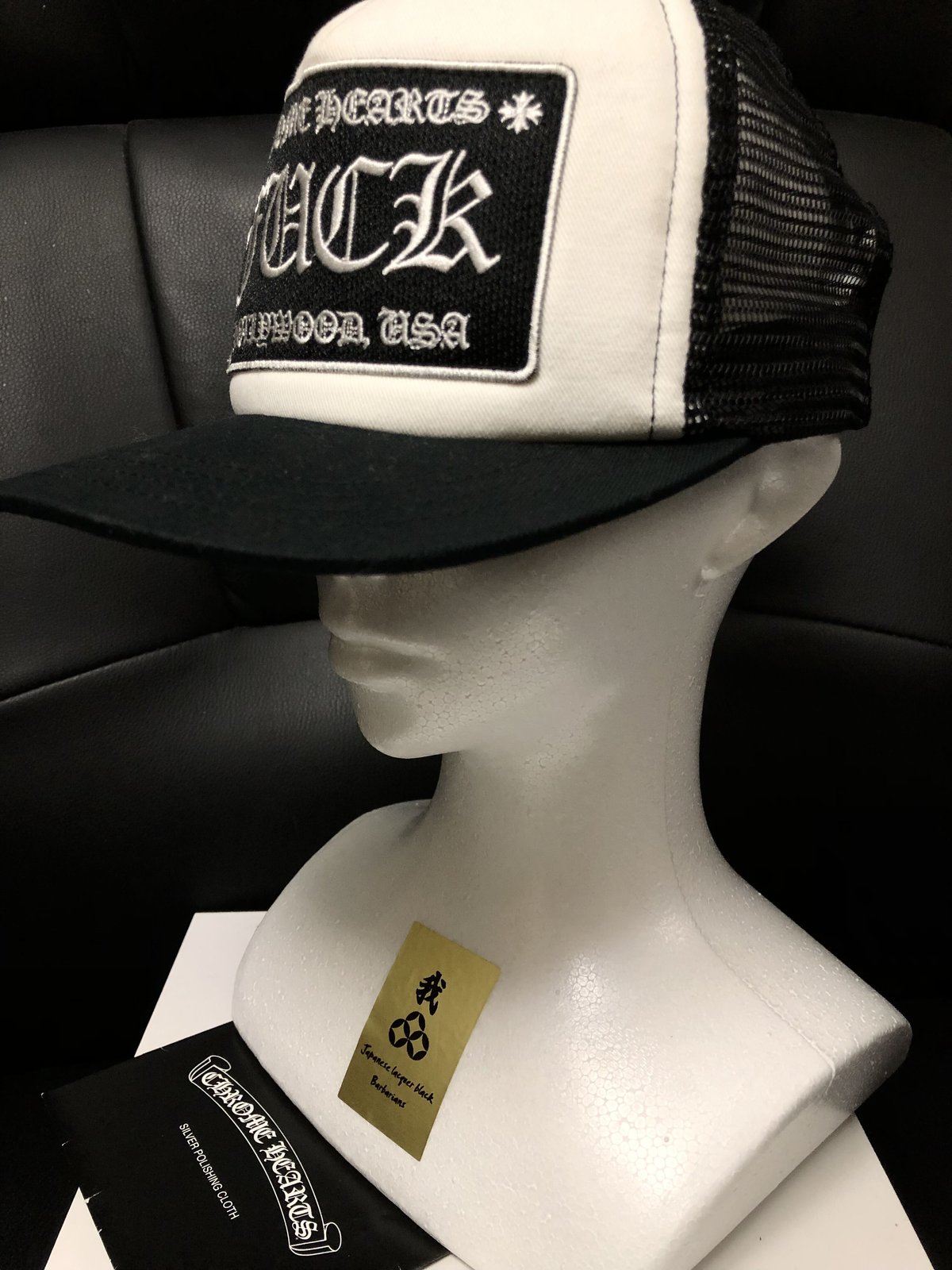 帝王クロムハーツ普遍的人気トラッカーキャップ極上美品〉Chrome 帝王クロムハーツ普遍的人気トラッカーキャップ極上美品〉Chrome
