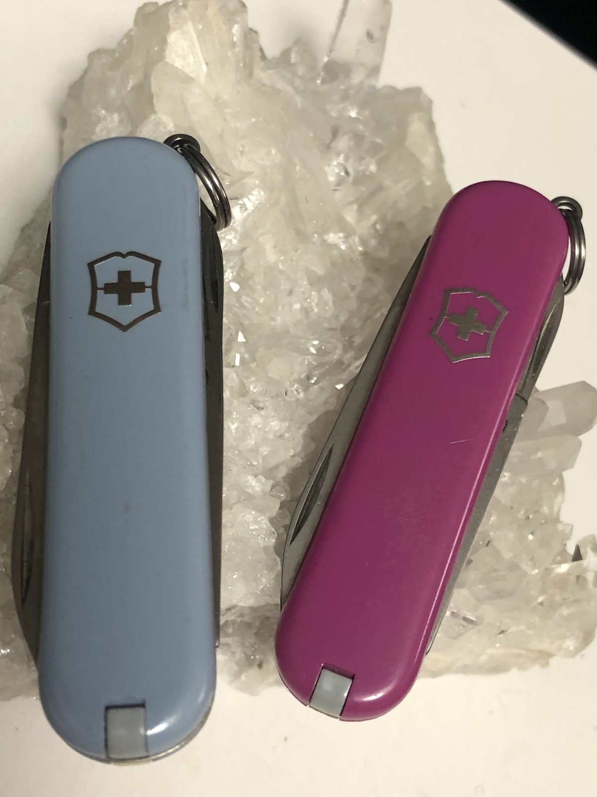オールド2000年代初期廃版カラー2点セット〉VICTORINOX 《SWISS オールド2000年代初期廃版カラー2点セット〉VICTORINOX 《SWISS