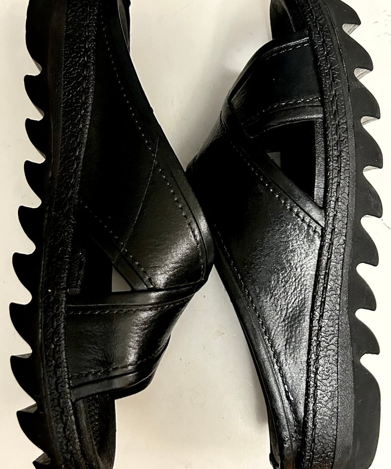 アーカイブbenchシャークソールPVCレザーサンダル〉benchベンサンCR アーカイブbenchシャークソールPVCレザーサンダル〉benchベンサンCR