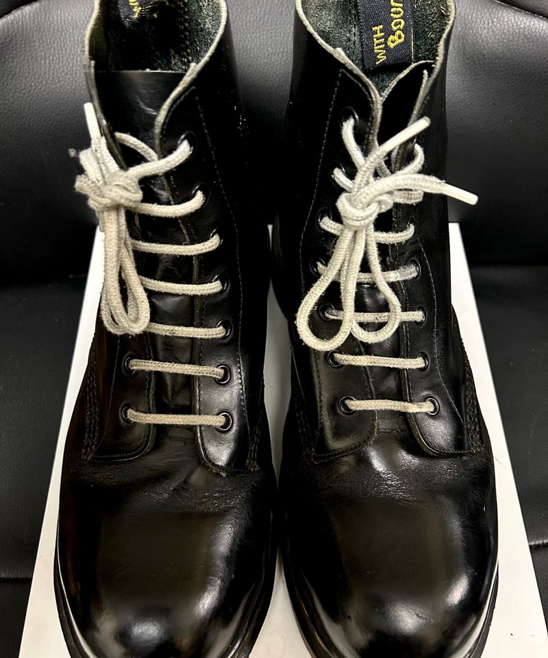 ビンテージ　スキンズ　ドクターマーチン リアルロンドンパンクス御用達伝説7EYELET〉80年代初期