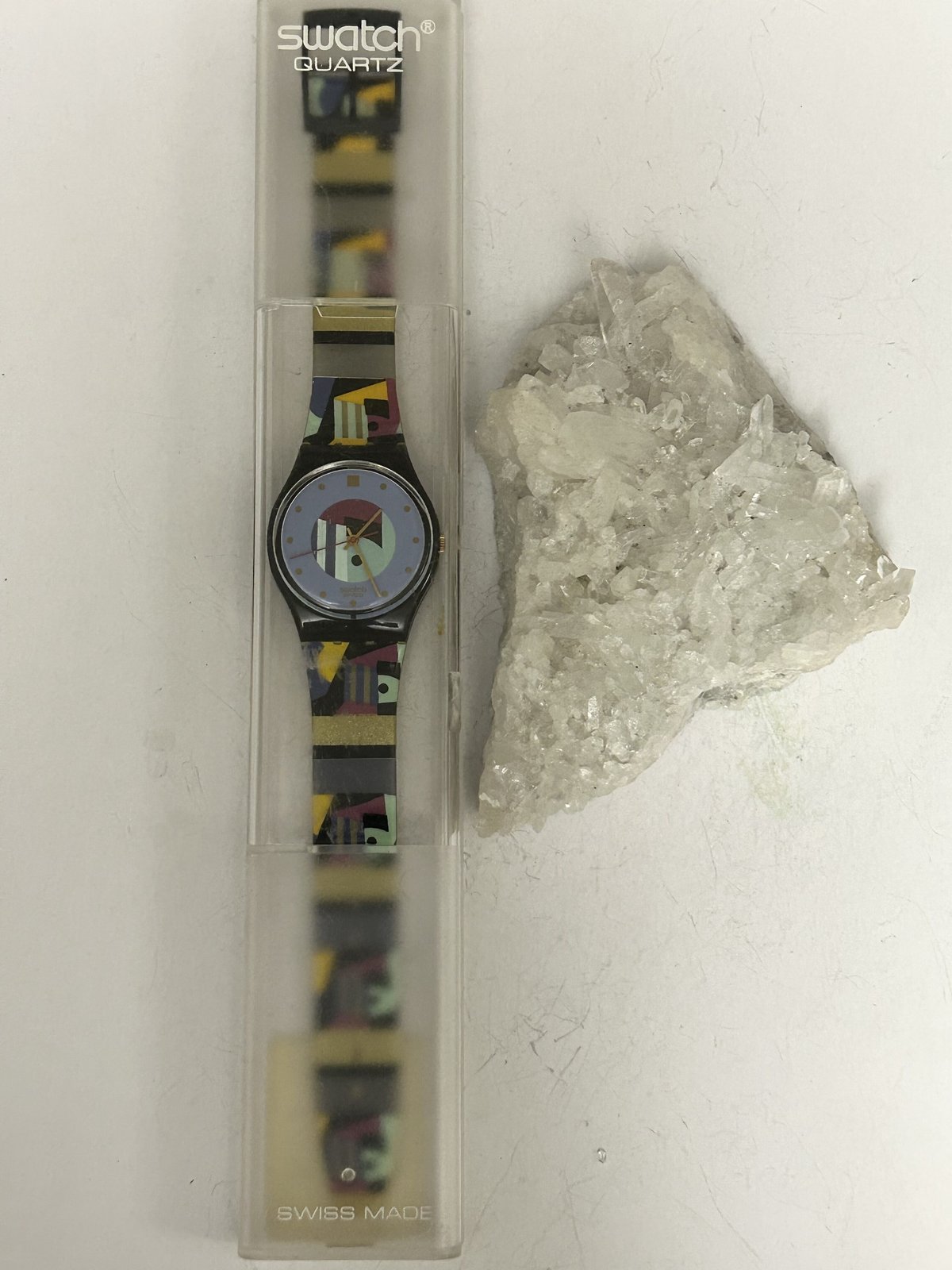 83年創立スイスウォッチ初期リリースモデル80-90,s初期SWATCH