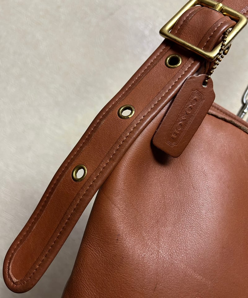 COACHショルダーバック牛本革　大きめ　キャメル オールドCOACH92年製キャメルカラー〉U.S.A.製92,sオールドCOACH