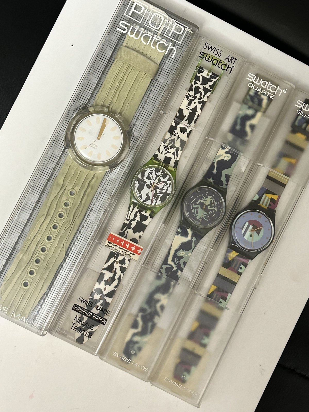 スウォッチ　年代物 83年創立スイスウォッチ初期リリースモデル80-90,s初期SWATCH