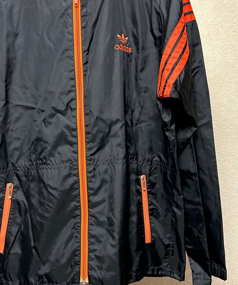 ジャイアンツカラコンオールドエイティーズadidas〉80年代