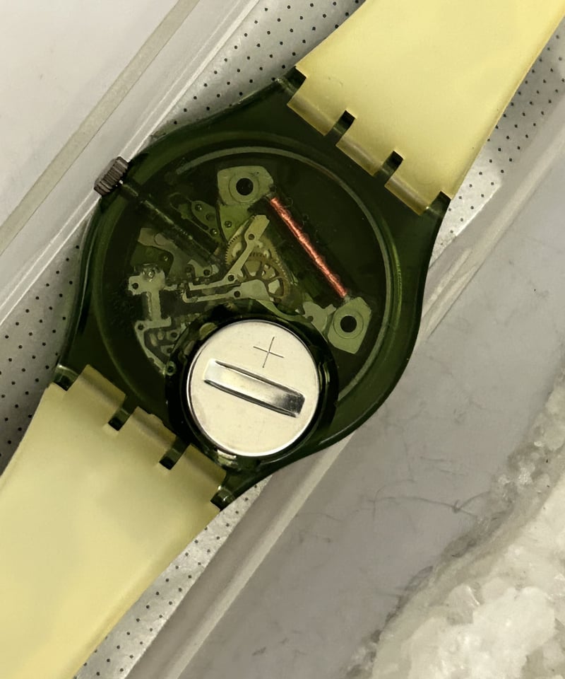 83年創立スイスウォッチ初期リリースモデル80-90,s初期SWATCH