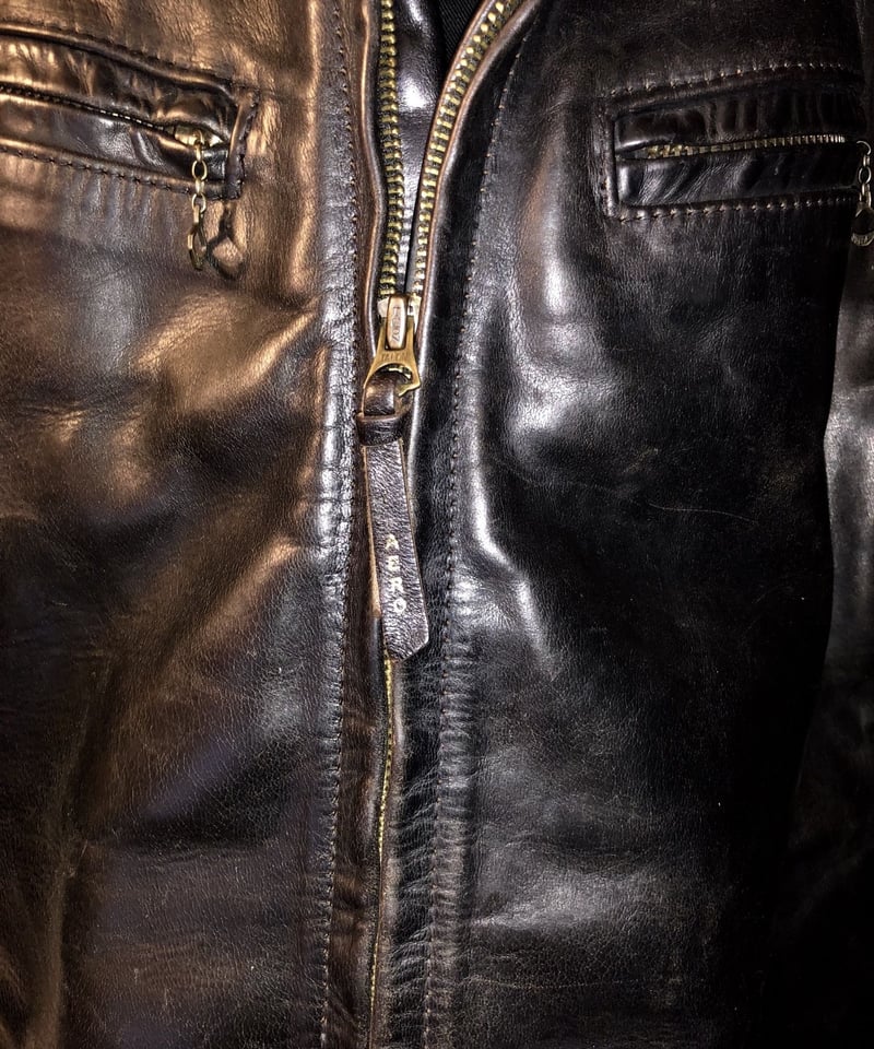 エアロレザー　茶芯　劇シボ　シングルライダース 超目玉極上茶芯タイトフィットシングルライダース》Aero Leather