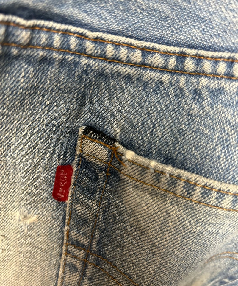 80年代U.S.A.製希少2501赤耳ハーフ仕様〉80年代U.S.A.製Levi's2501