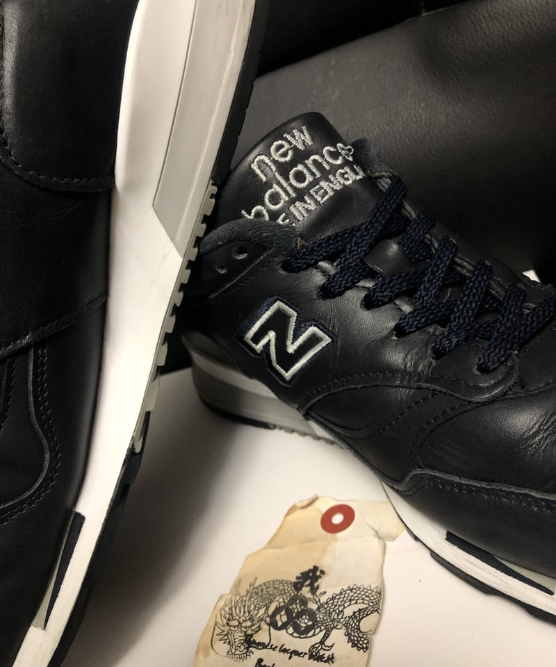 流行再来、イングランド製ネイビーブラック〉イングランド製new