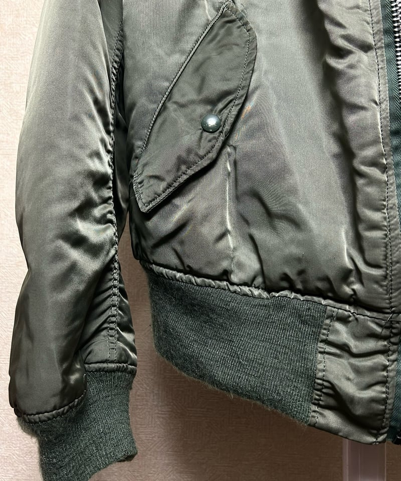 U.S.A.製期枯渇80年代ALPHA社MA-1〉U.S.A.製期80年代初期名門ALPHA