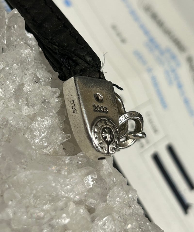 国内正規店購入 クロムハーツ 携帯ストラップ クロスチャーム レザー