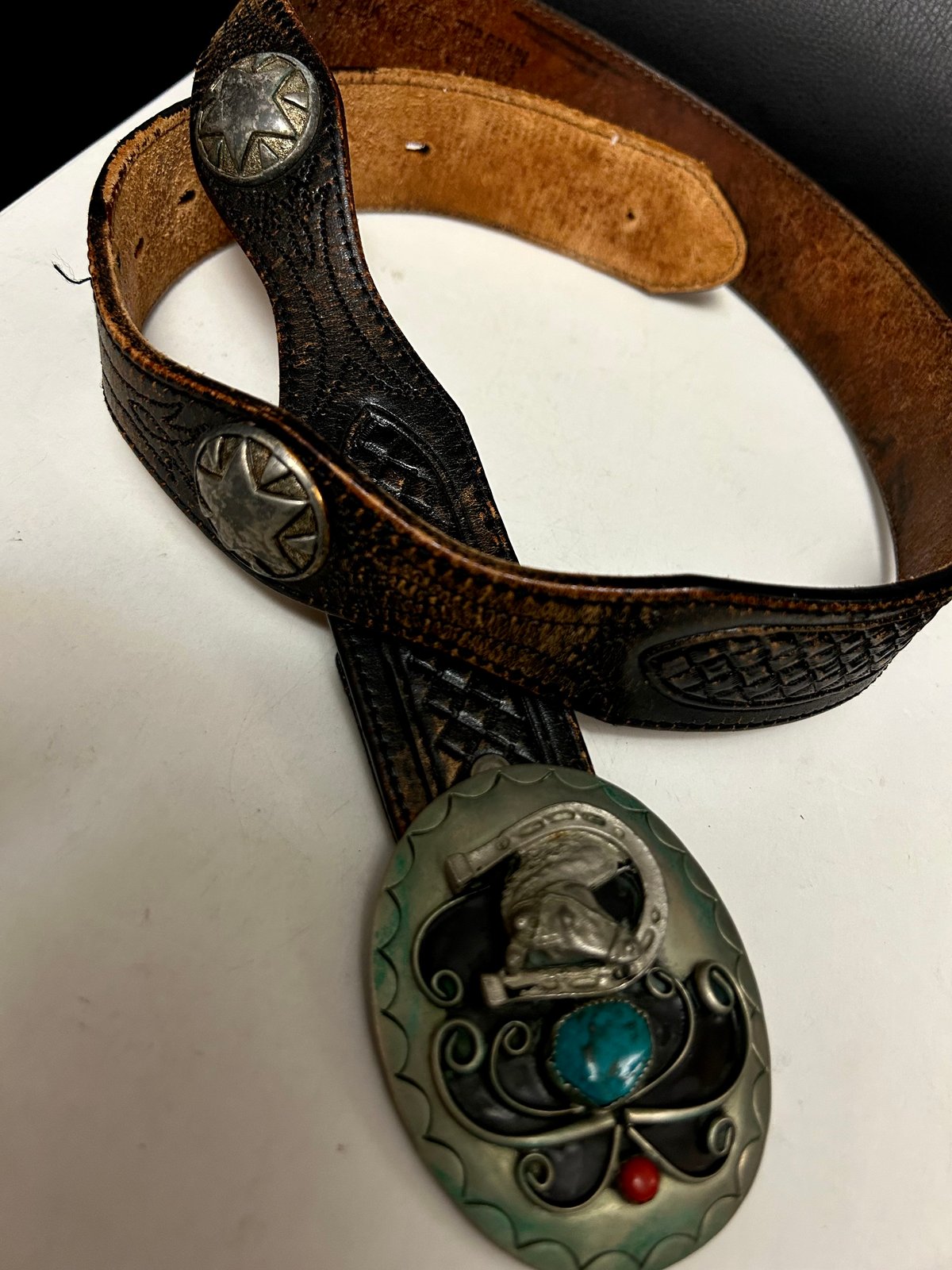 U.S.A.製名門JUSTINヴィンテージ期茶芯コンチョベルト〉80年代初期