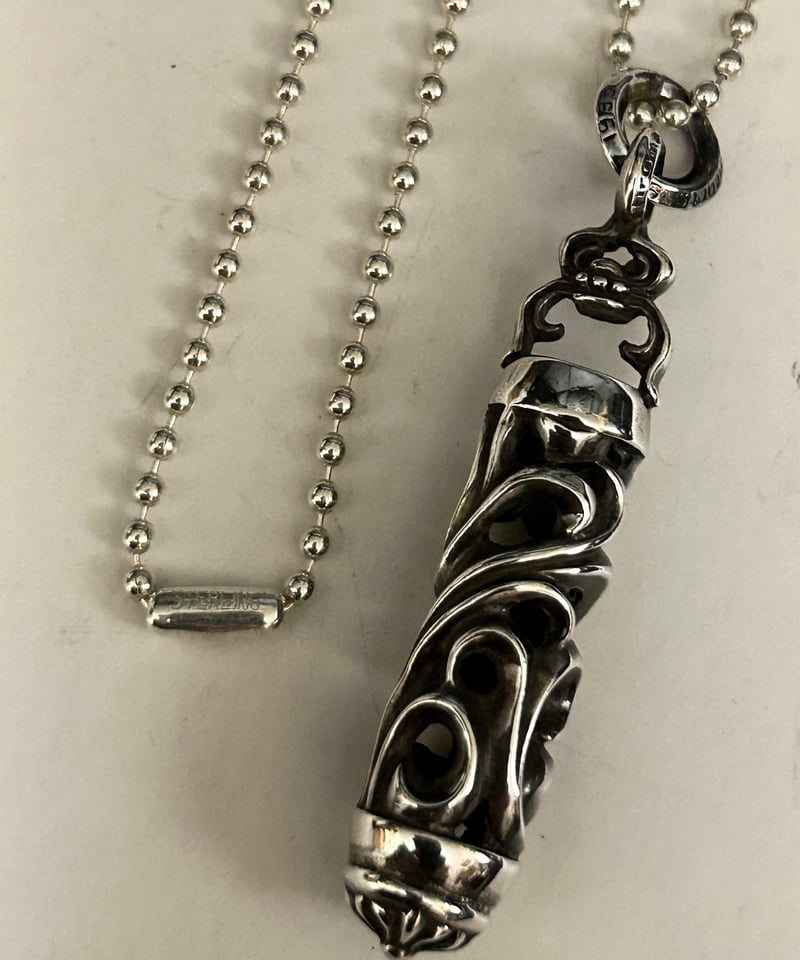 帝王クロムハーツ最高峰透かし彫りペンダント〉Chrome Hearts