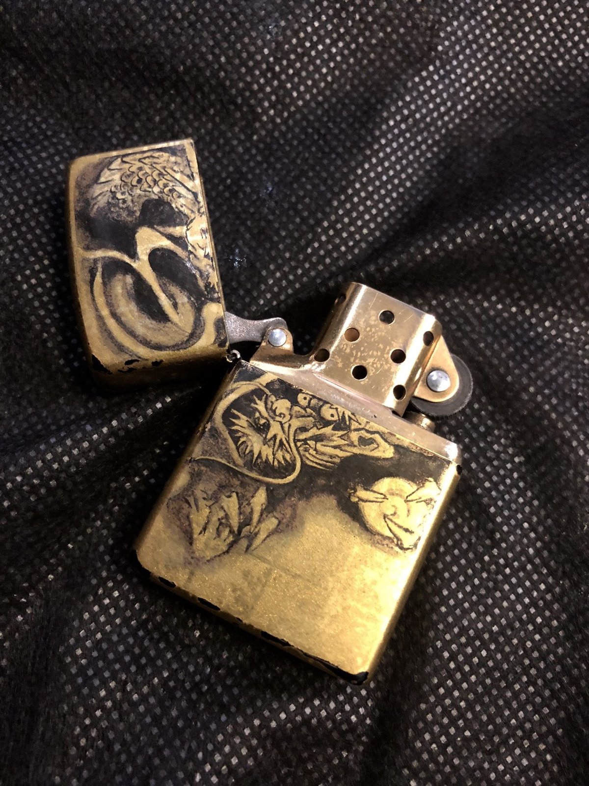 オールドリミテッドモデルZIPPO〉純金箔張り墨絵龍オールドリミテッド