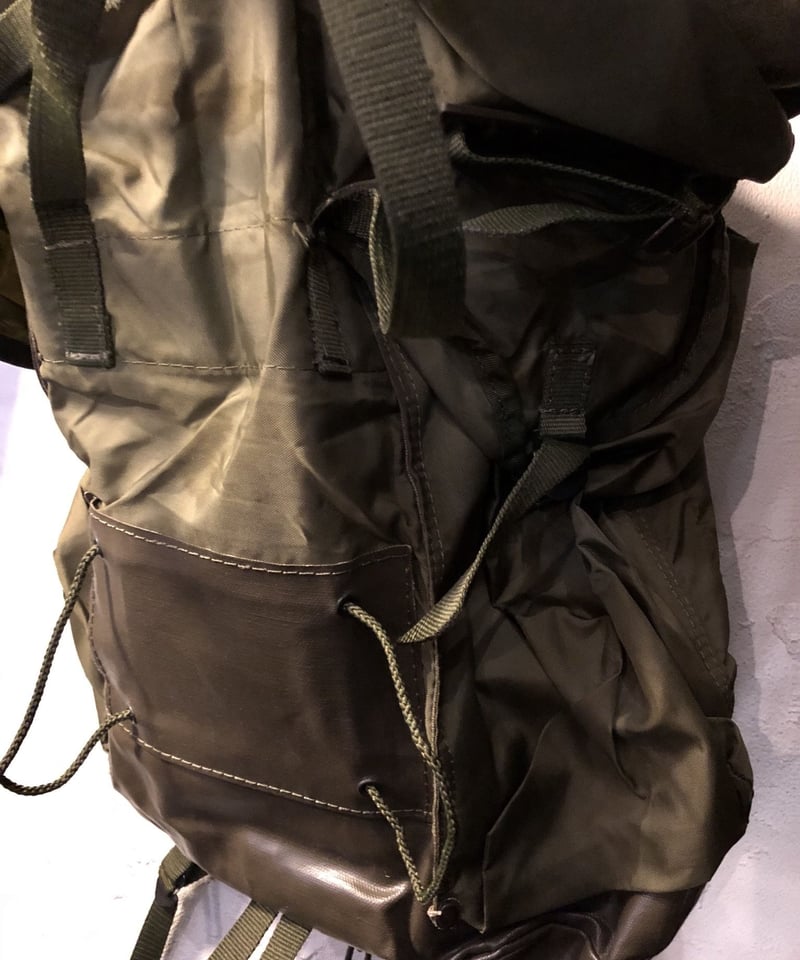 オールドミリタリー イタリア軍ALPINE NYLON BACKPACKデッド
