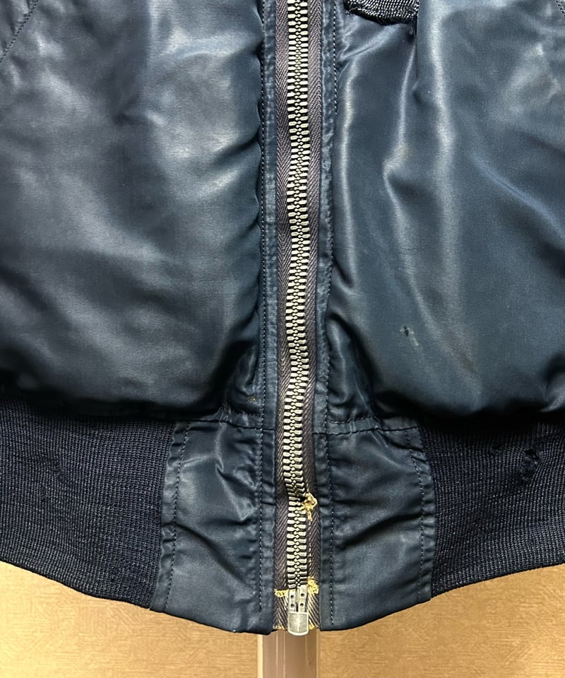 ♦️実店舗限定販売♦️〈米軍実物シンボリックフォーティーズ〉米軍