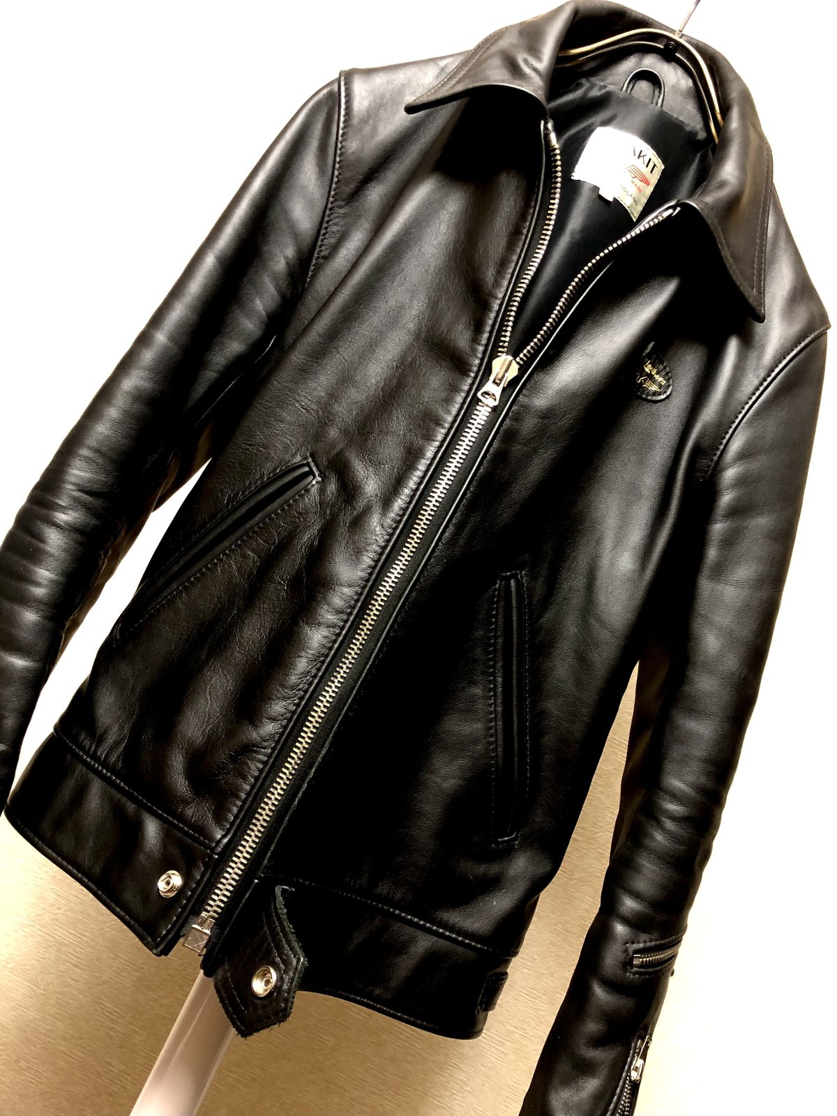 超目玉UKロックンロールシングルライダース決定版》Lewis Leathers 超目玉UKロックンロールシングルライダース決定版》Lewis Leathers