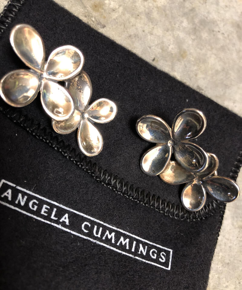 美品 ANGELA CUMMINGS ハート シルバー ピアス D2412019 美品 ANGELA CUMMINGS ハート シルバー ピアス D2412019 2025年