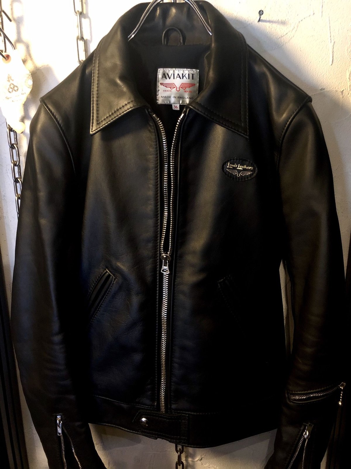 超目玉》Lewis Leathers CORSAIR MODELシングルライダース黄金 超目玉》Lewis Leathers CORSAIR MODELシングルライダース黄金