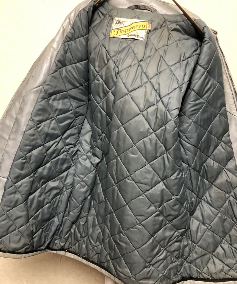 新品タグ付! 超レアもの ！トルコ子牛革金属竜骨高級レザージャケット