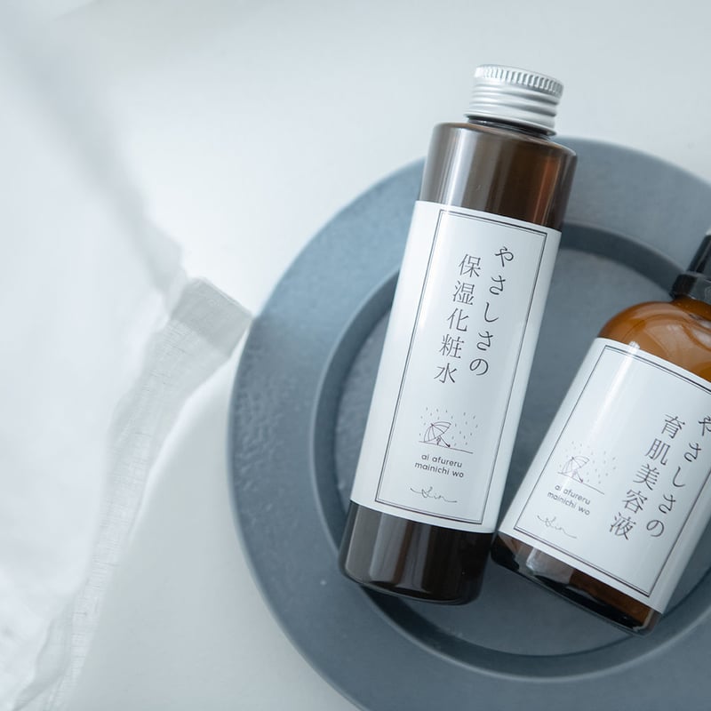 ☆ページ化粧水 詰め替え/300ml] やさしさの保湿化粧水｜SIN YASASHISA SERIES | sin