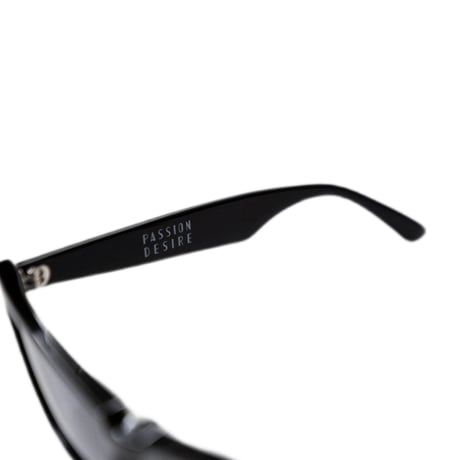 SUN GLASSES 01
