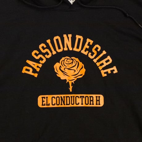 SOUVENIR HOODIE