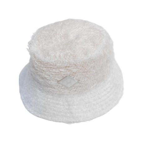 SHAGGY MATERIALS BUCKET HAT