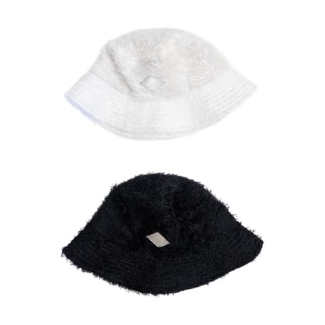 SHAGGY MATERIALS BUCKET HAT