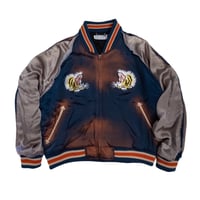 UPSIDEDOWN TIGER EMBROIDERED AGED SOURVENIR JKT