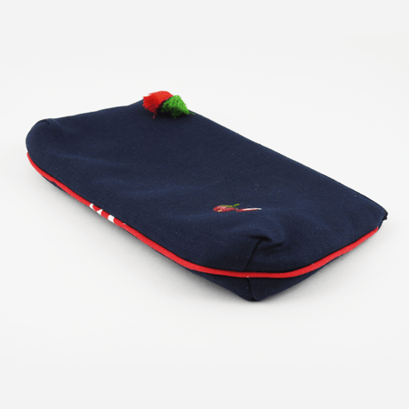 手刺繍入りポーチ