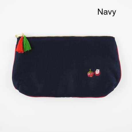 手刺繍入りポーチ