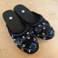 ベトナム ベロアサンダル　ブラックＣ