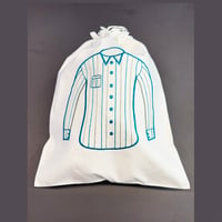 刺しゅう巾着Ｌ／シャツ柄