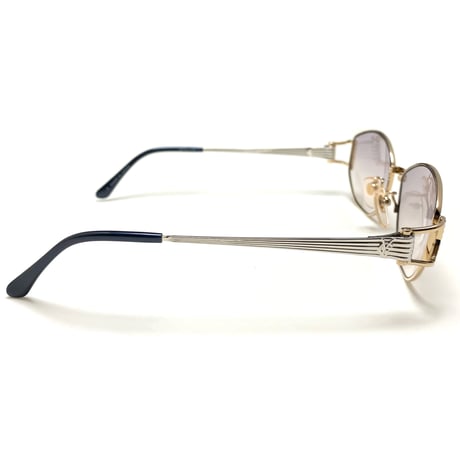 Yves Saint Laurent 31-0009