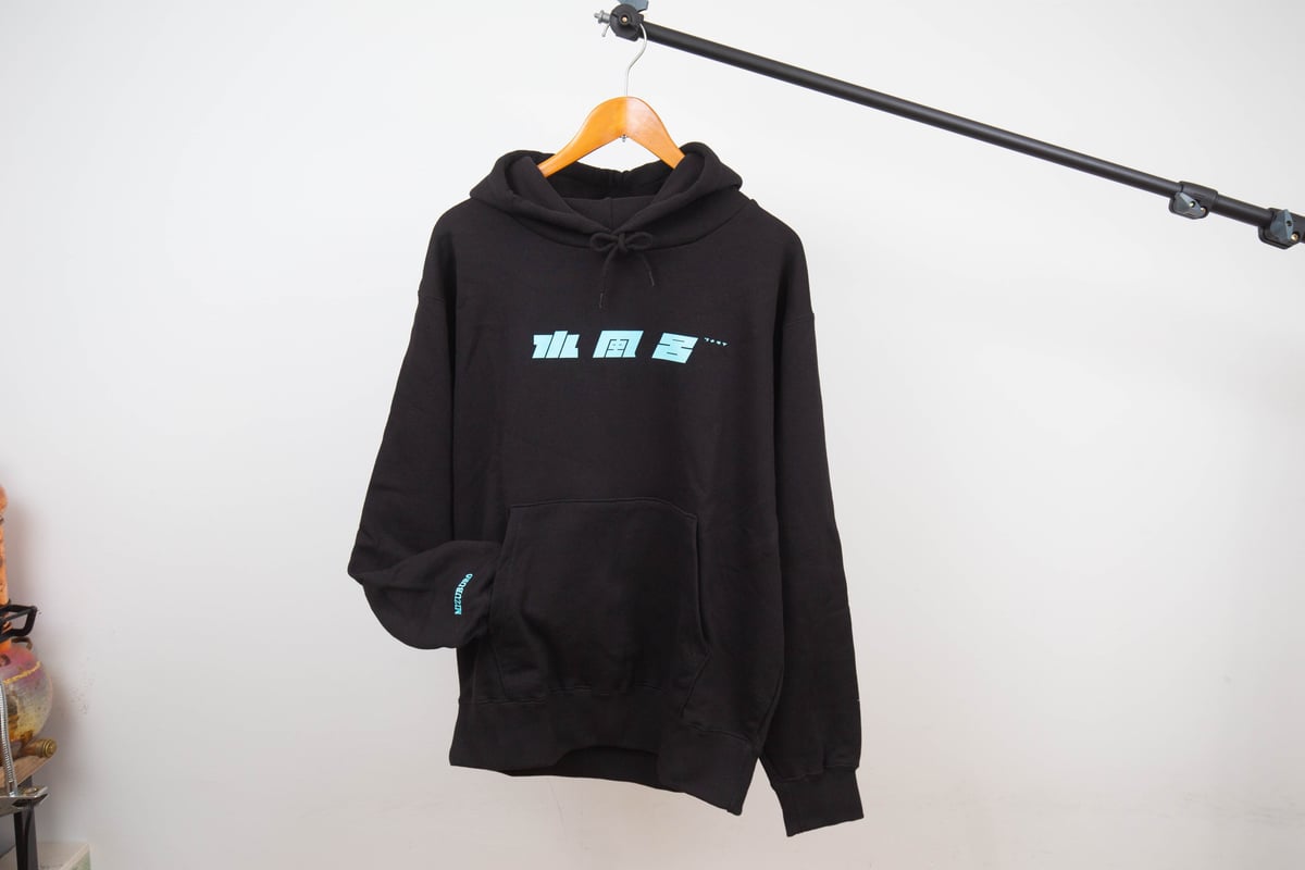 ツメタイを添えてパーカー | サウナイキタイSTORE