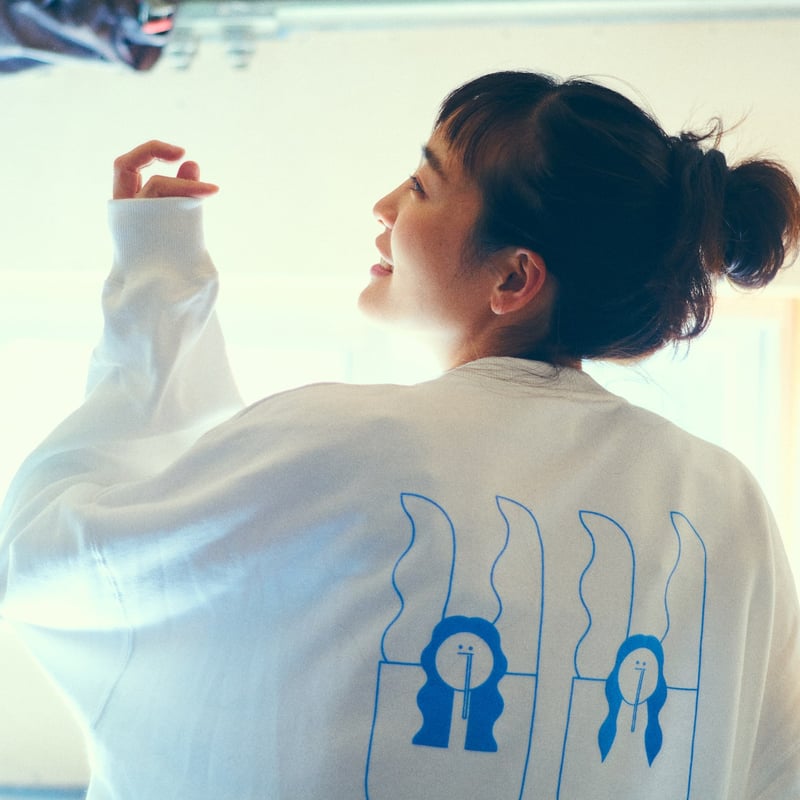 熱波うける人スウェット ホワイト | サウナイキタイSTORE