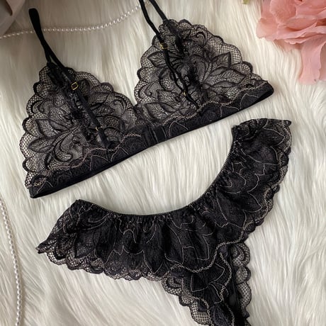 cheerful black【T-0681】