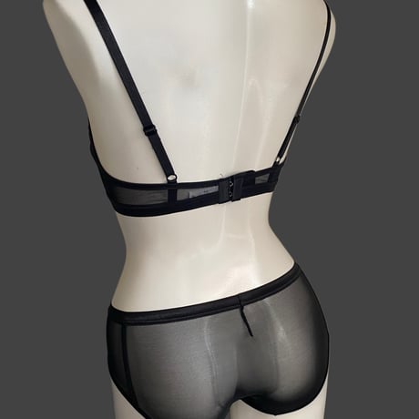 sample orchid shorts black