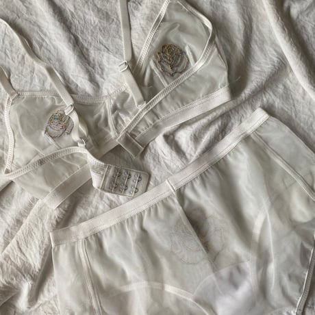 sample rose bralette white