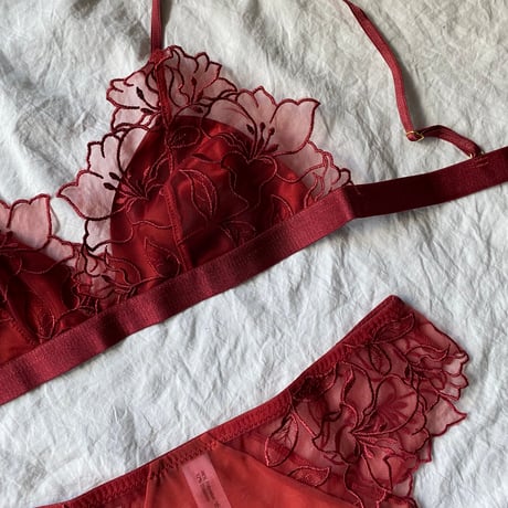 Michelle red　【A-0715】