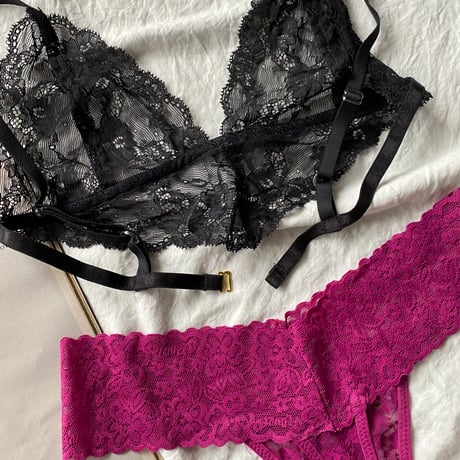 heart  black bralette ・ magenta Tshorts　【T-0424】