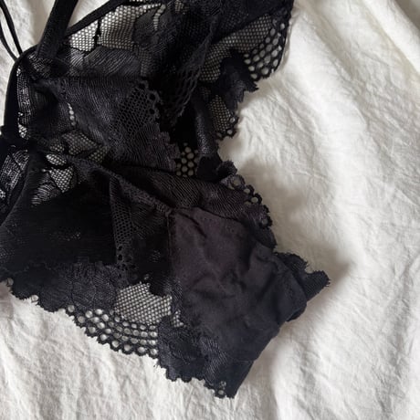 J flower lace cross panty