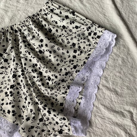 black flowers pajamas【A-0762】